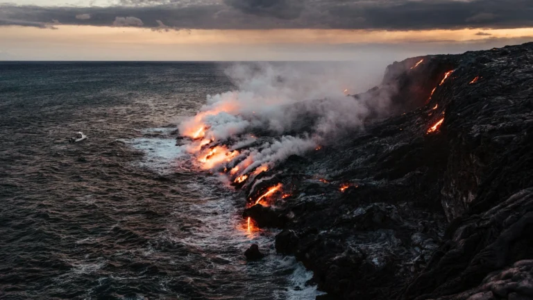 After Kīlauea’s Powerful Eruption, Cleanup Begins Across Big Island Communities