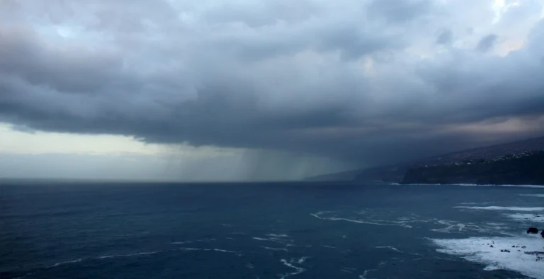 Hawai‘i’s “Kona Low” Storms Bring Record Rain, Flooding, and a New Climate Reality