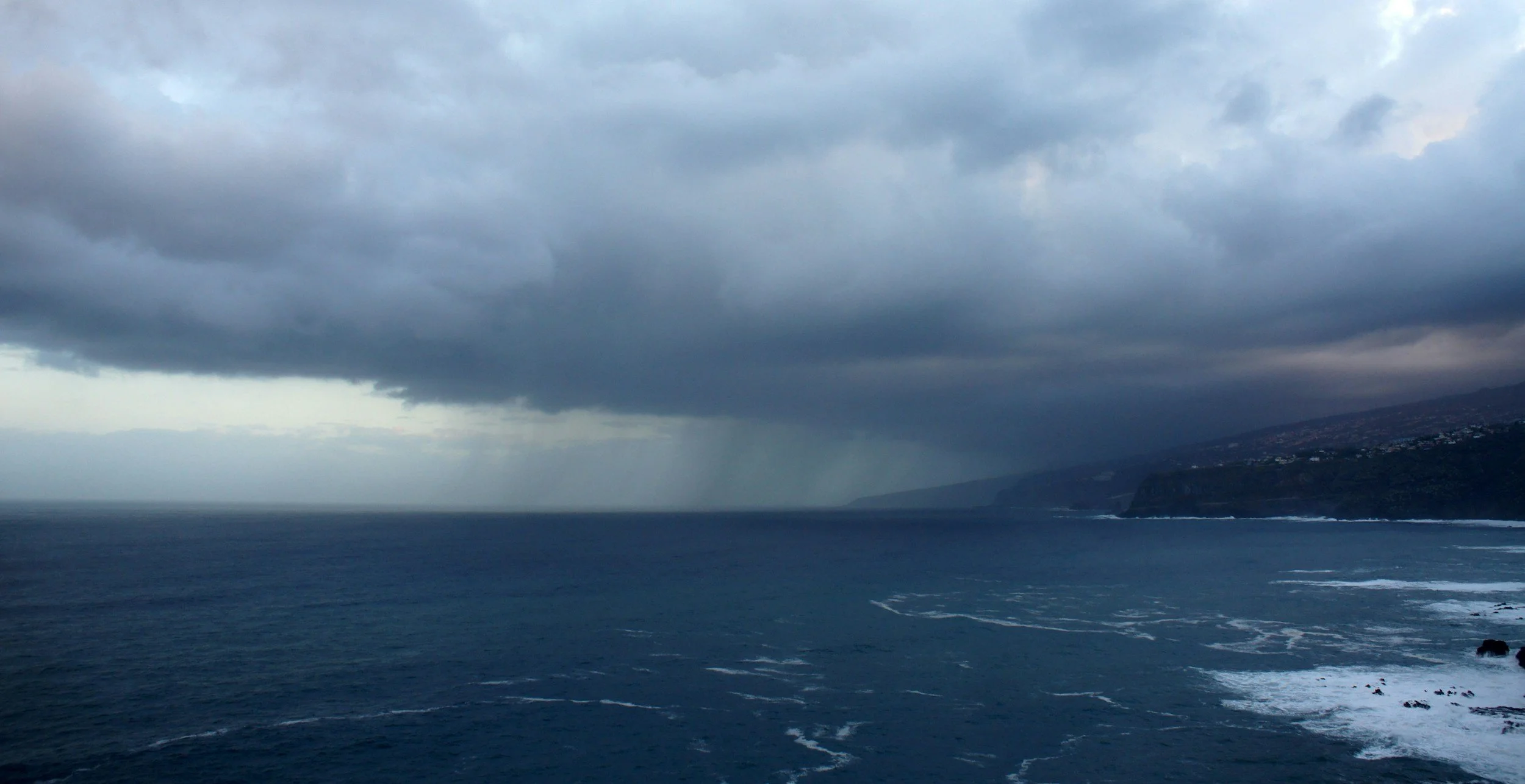 Hawai‘i’s “Kona Low” Storms Bring Record Rain, Flooding, and a New Climate Reality