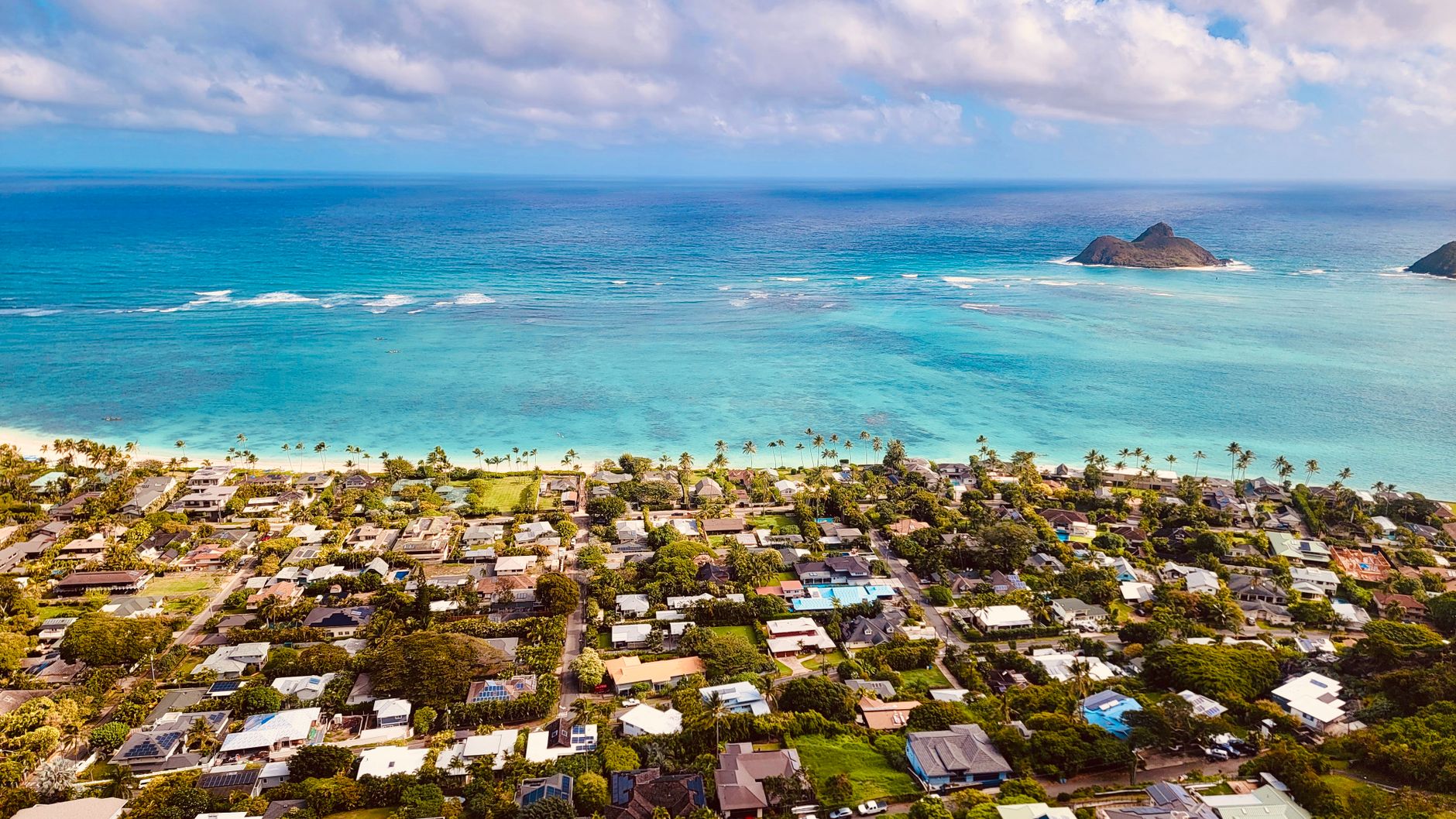 Why Hawaii Microclimates Mean You Need Air Conditioning in Some Neighborhoods but Not Others